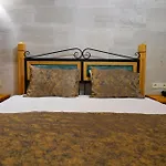 Cave Saksagan 5*