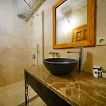 Cave Saksagan Otel 5*