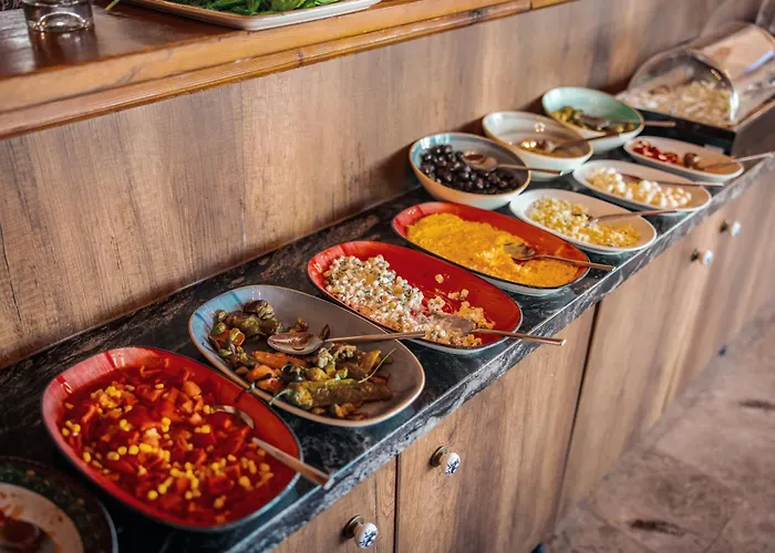 Hotel Cave Saksagan 5*